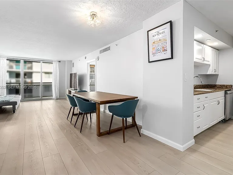 6917 Collins Ave #1106 — Photo 6