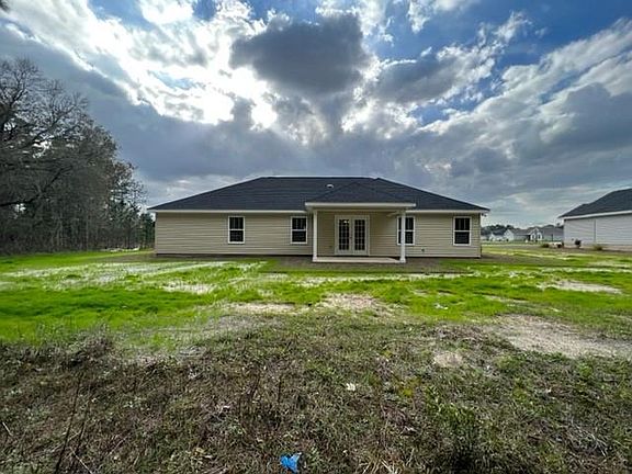 3rd image of 2657 Naples Ln