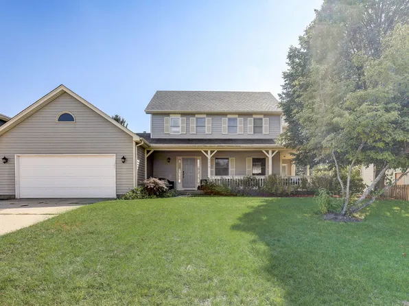 3209 W Bretons Dr, McHenry, IL 60050