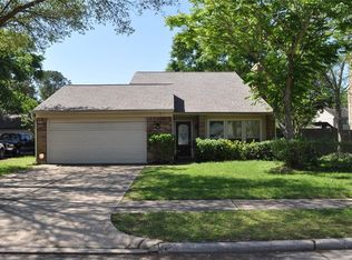 15911 Ferncliff Ln, Houston, TX 77095