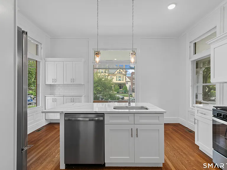 131 Dwight St #1 — Photo 7