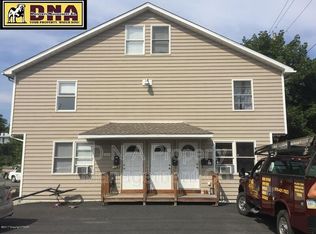 12 N 4th St, Stroudsburg, PA 18360