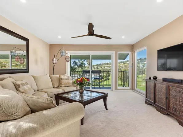 7559 Gibraltar St Unit 16, Carlsbad, CA 92009