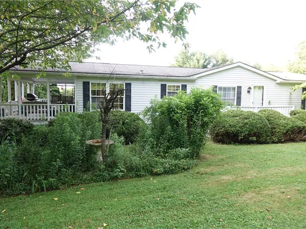 125 Morris Rd, Petrolia, PA 16050