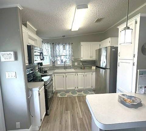 3rd image of 1104 Caine St #1104