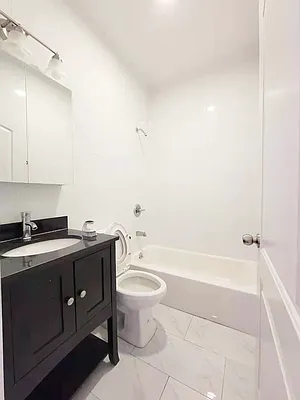 Rented by E Realty International Corp | media 12