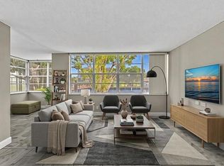 2741 TAFT Street #104, Hollywood, FL 33020