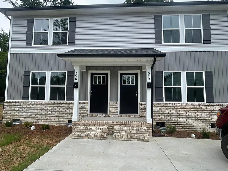 520 Rogers Lake Rd — Photo 1