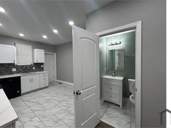 3500 Clifton Ave, Baltimore, MD 21216