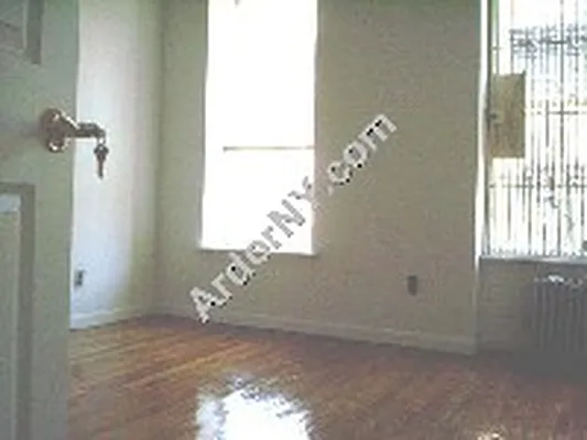 Rented by ArdorNY | media 21