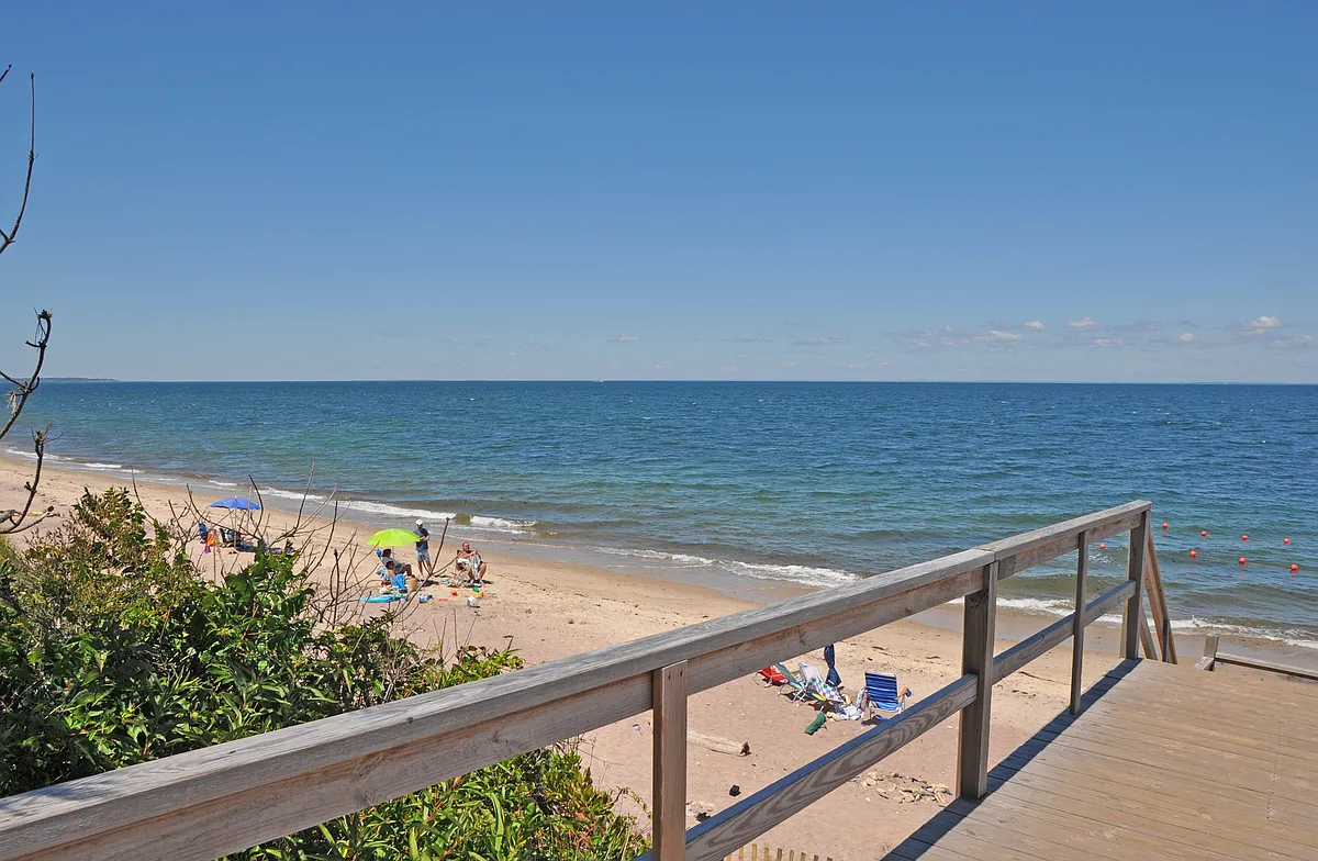 Building Photo - 34 Beach Plum Rd