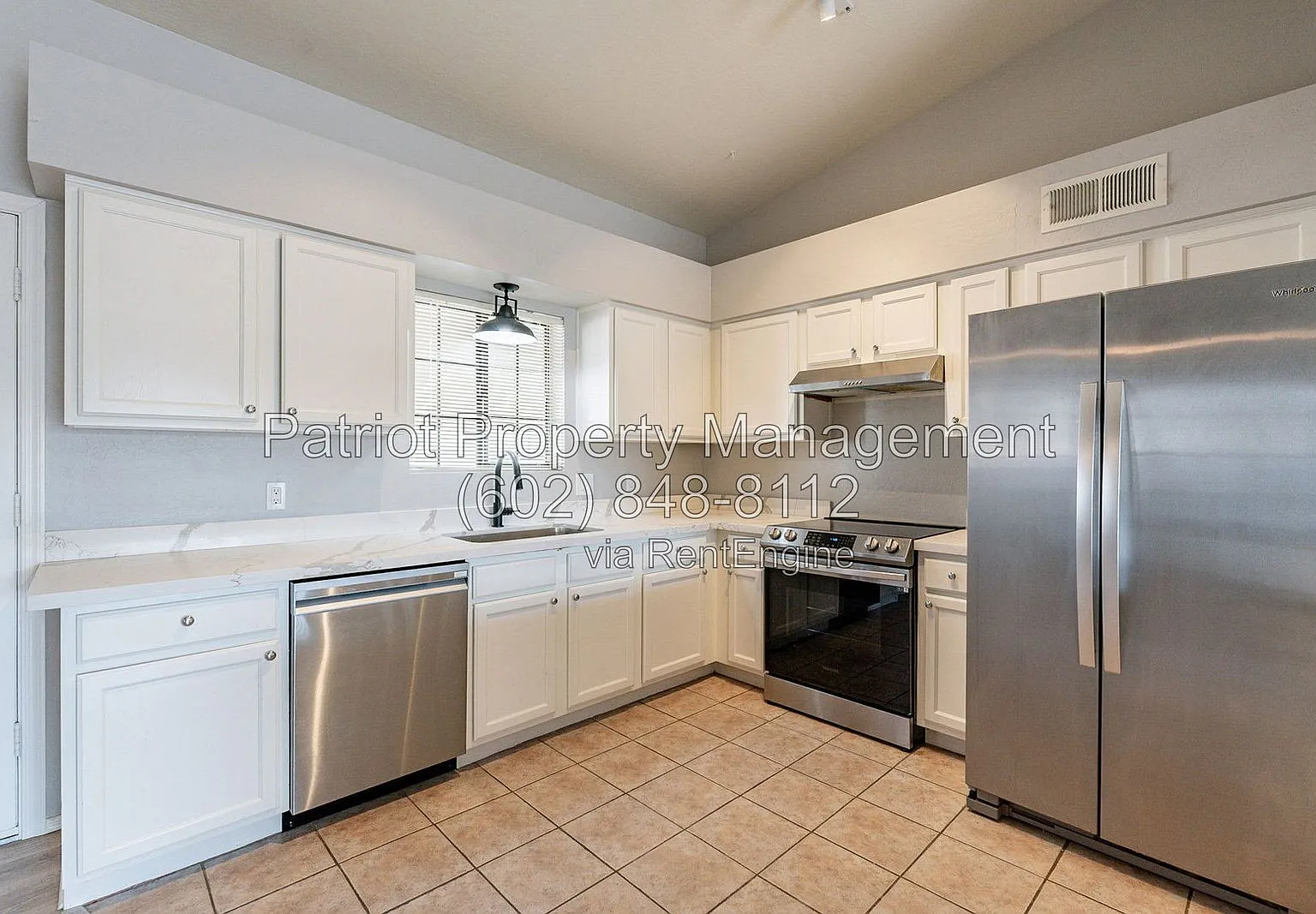 2 bed, 2.0 bath, 1250 sqft, $2,200 — Photo 2