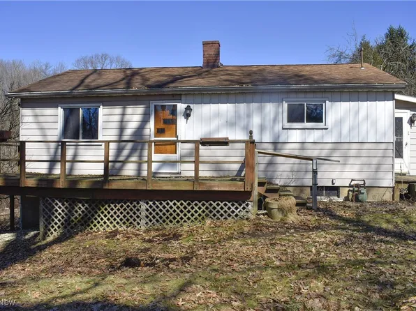 1116 Niles Vienna Rd, Vienna, OH 44473
