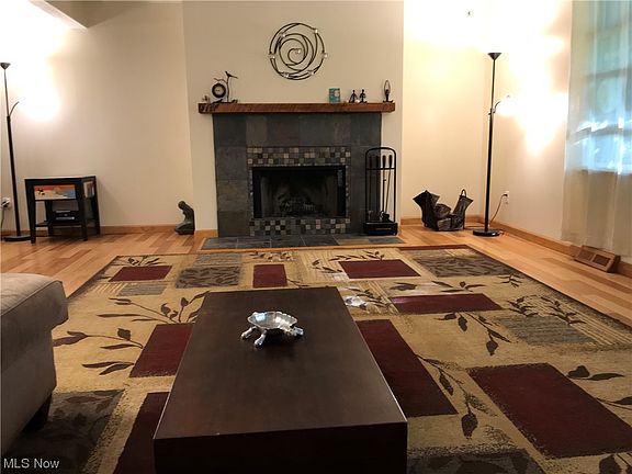 4th image of 5850 Bradford Way