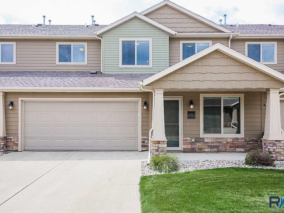 1st image of 2811 E Hearthstone Pl