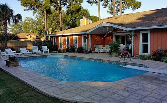 2nd image of 717 Southleaf Dr