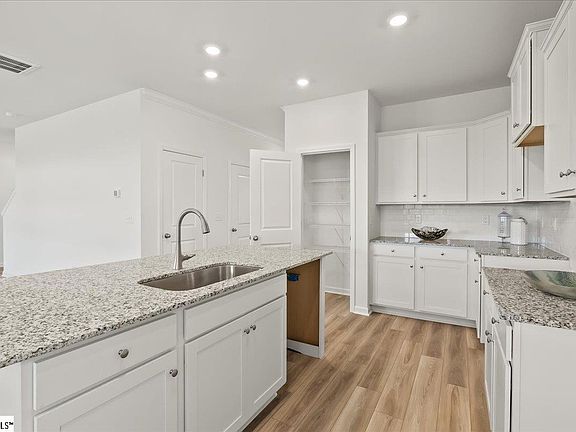 4th image of 2040 Halton Oaks Dr #134