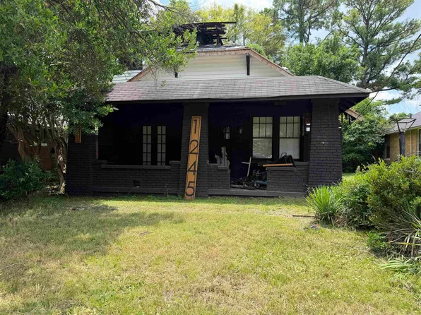 1245 Forrest Ave, Memphis, TN 38104