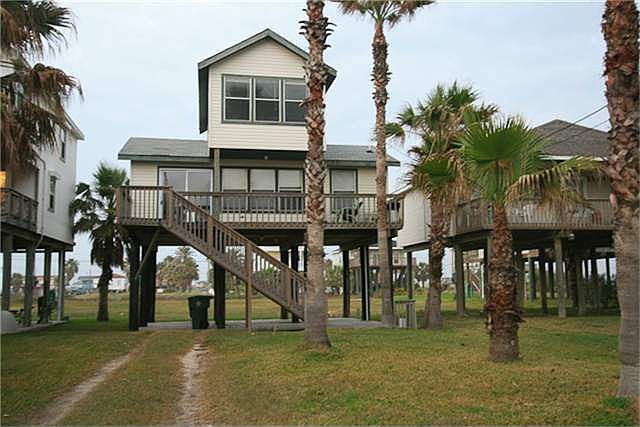 1st image of 11208 Bernice Dr