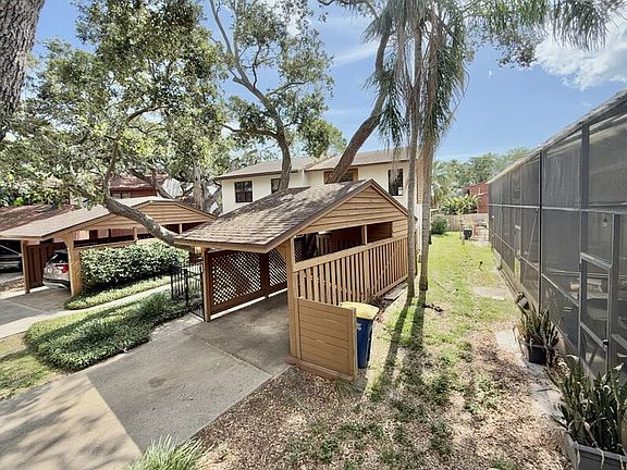 5th image of 817 Fairwood Forest Dr #1