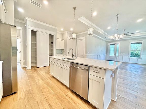 3rd image of 2537 NW 48TH TERRACE