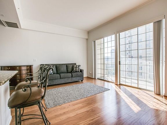 4th image of 3225 Turtle Creek Blvd #1143
