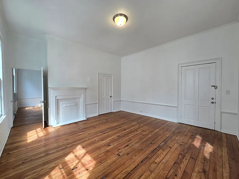 403 W Hampton Ave — Photo 4