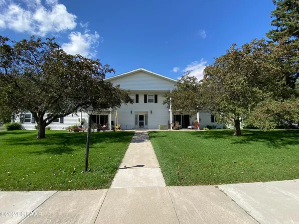 401 15th Ave APT 5, Langdon, ND 58249