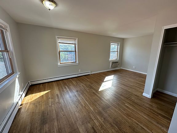 5th image of 306 High Ave APT 3O