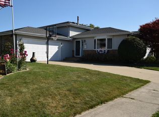 701 N Elmer St, Griffith, IN 46319