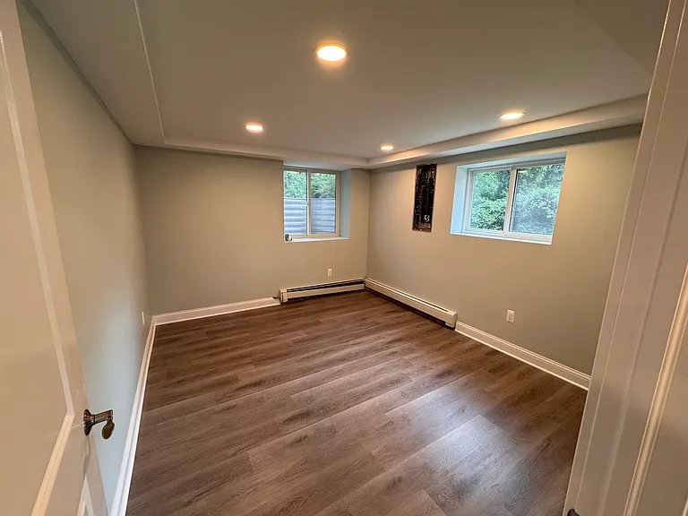 9800 Baude Dr — Photo 11