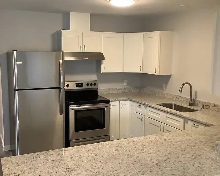 9-15 Springfield St #9 — Photo 6