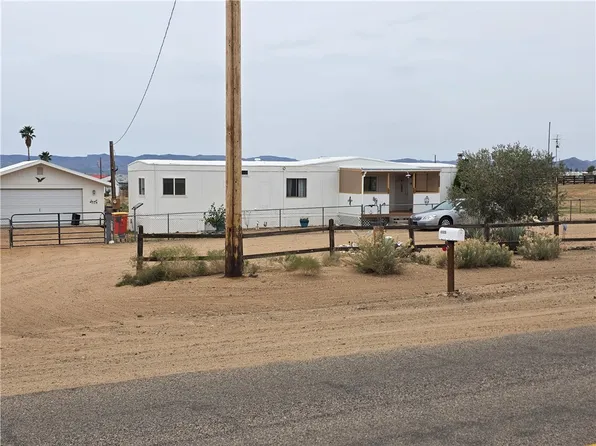 3325 N Bacobi Rd, Golden Valley, AZ 86413