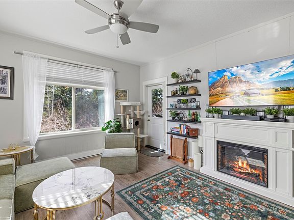 2nd image of 1900 Tulsa Rd #210