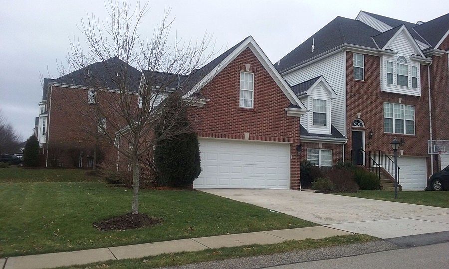 2nd image of 319 Princeton Dr