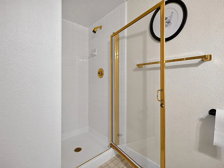 133 Madrid Way — Photo 42