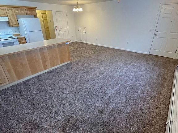 4th image of 8114 W Donna Marie Ln #1