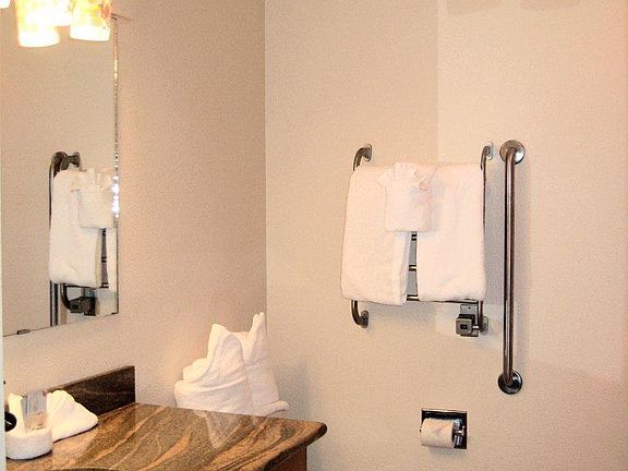5th image of 1000 SE Bay Blvd #444
