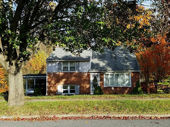 2nd image of 227 Valley Green Dr