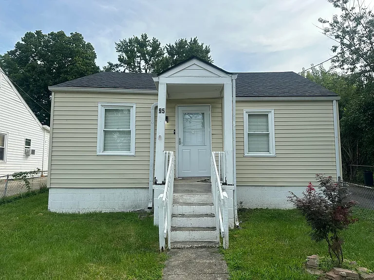 95 Glass Ave — Photo 2