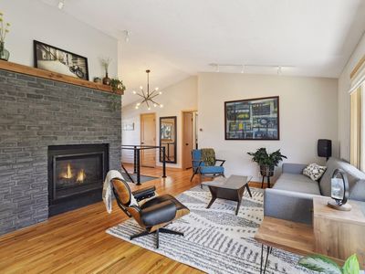 220 Brunswick Ave S, Golden Valley, MN, 55416