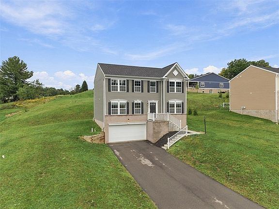 2nd image of 2570 Willowbrook Rd