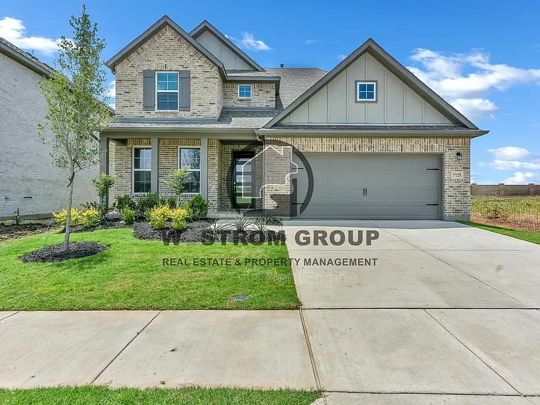 17229 Oxborough Dr — Photo 2