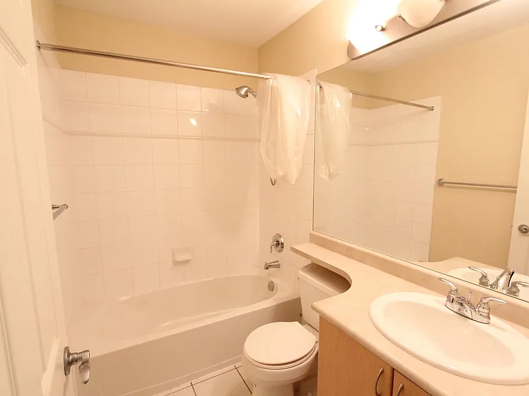 160 Pembina St #33 — Photo 16