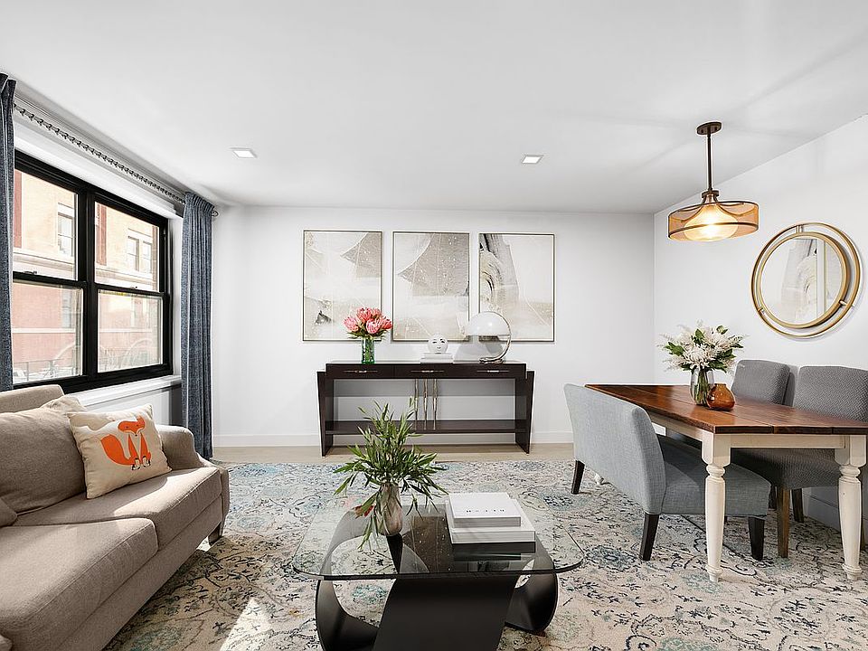 1st image of 125 Barrow St APT 3A