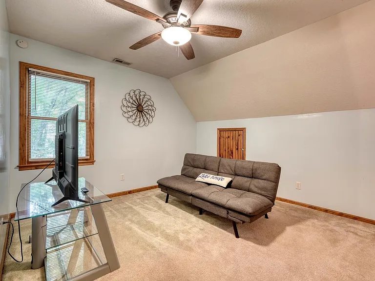 3739 Pat Colwell Rd — Photo 10