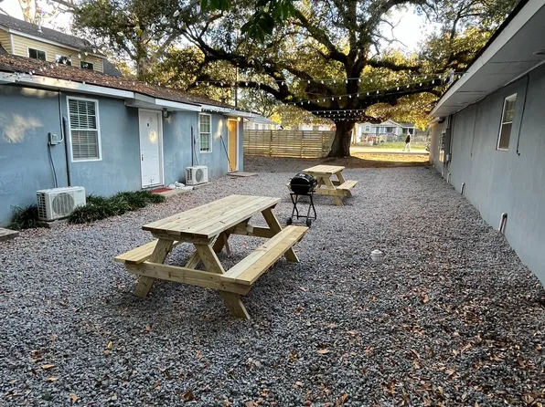 1842 Orangeburg St #A, North Charleston, SC 29405