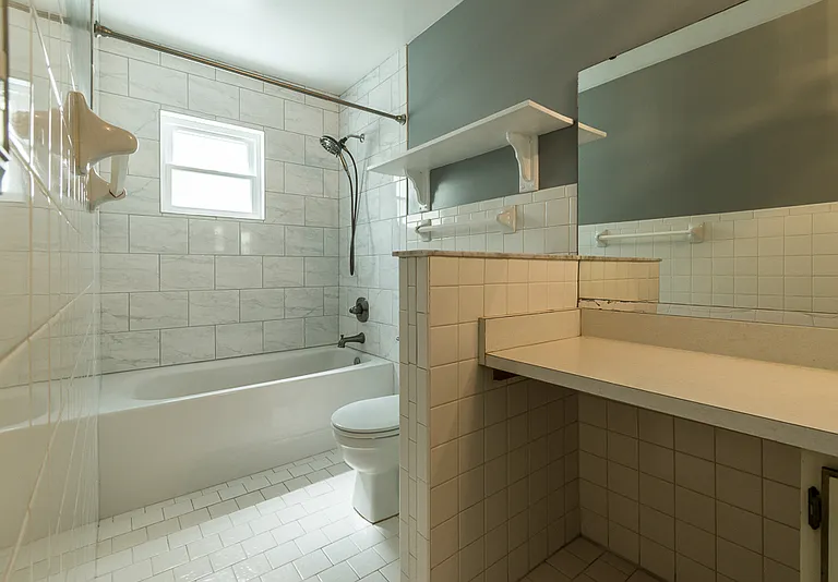 10502 Linger Ln — Photo 11