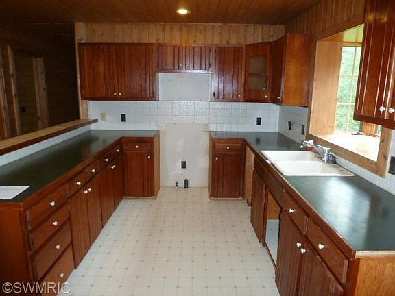 5th image of 12141 S Orchard Ave