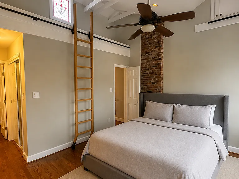 4431 P St NW — Photo 9